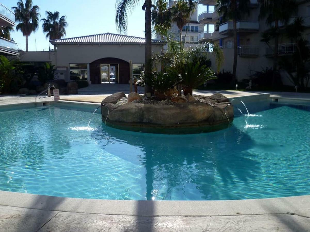 Piscines - Climatisation - Calme - Wifi - Plages - Vue - Bord De - Parking Apartment Roses